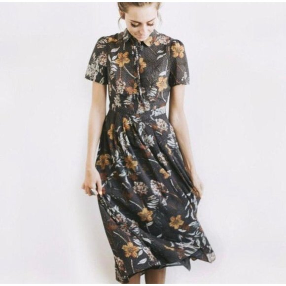 re:named Dresses & Skirts - re:named Foliage Midi Dress Navy S